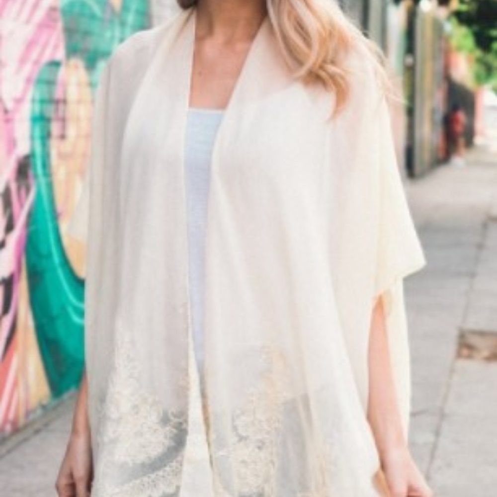 Ivory Embroidered Kimono